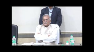  मुख्यमंत्री भूपेश बघेल की चेतावनी : काम पारदर्शिता और ईमानदारी से करें ताकि भविष्य में ईओडब्ल्यू की जांच की जरूरत ना पड़े