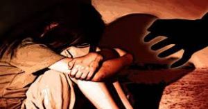 मुंबई :जन्मदिन मनाकर लौट रही युवती के साथ चार अज्ञात लोगों ने किया बलात्कार...