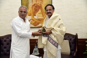 रायपुर : मुख्यमंत्री भूपेश बघेल ने आज उपराष्ट्रपति एम.वेंकैया नायडु से सौजन्य मुलाकात की...