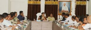 रायपुर : अबूझमाड़ की जनता को दिलाएं शासकीय योजनाओं का बेहतर लाभ : राज्यपाल सुश्री उईके