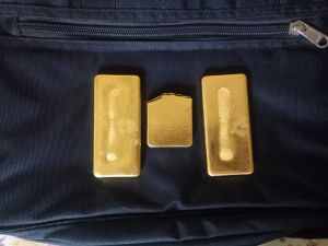 छत्तीसगढ़ : रायपुर में 2.5 किलो सोने के बिस्किट जब्त...पकड़े गए सोने की कीमत 1.25 करोड़ रुपए