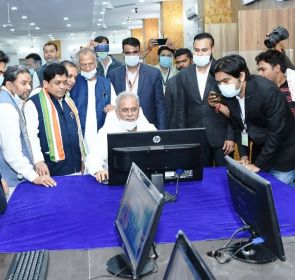 मुख्यमंत्री  भूपेश बघेल ने सेंट्रल लायब्रेरी का किया लोकार्पण : स्मार्ट सिटी प्रोजेक्ट अंतर्गत 6 करोड़ की लागत से निर्मित राज्य की प्रथम सर्वसुविधायुक्त डिजिटल लायब्रेरी का मिलेगा लाभ