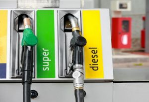 Petrol-Diesel Price: आज इस कीमत पर बिक रहा पेट्रोल-डीजल, जानिए आपके शहर में क्या है दाम