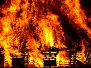 CG NEWS : आग तापने जलाया था अलाव, जलता छोड़कर चले गए सोने, जिंदा जले पति-पत्नी 