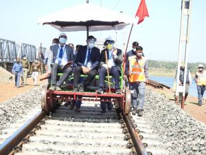 रेलवे महाप्रबंधक ने कहा...नवा रायपुर में रेलवे लाइन का मार्च तक काम पूरा