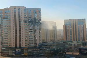 Ukrainian में तेज हुई जंग, कीव एयरपोर्ट के पास बड़ा धमाका, कई इमारतों को भी नुकसान