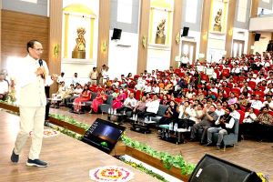 स्व-रोजगार के इच्छुक युवाओं को हरसंभव सहयोग और मार्गदर्शन उपलब्ध कराया जाएगा : मुख्यमंत्री चौहान