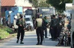 जम्मू-कश्मीर: बारामूला में सुरक्षाबलों ने एनकाउंटर में मार गिराए 3 पाकिस्तानी आतंकी, 1 जवान शहीद