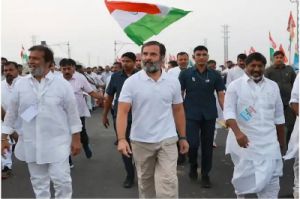 ‘भारत जोड़ो यात्रा’ के दौरान कांग्रेस के इस नेता ने तोड़ा दम, CM बघेल ने जताया दुख कहा – देश जोड़ने के महायज्ञ में उनका बलिदान देश…
