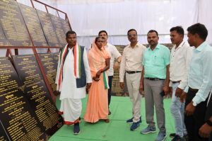 बीजापुर : प्रभारी मंत्री  कवासी लखमा ने भैरमगढ़ नगर पंचायत को दिया 9 करोड़ से अधिक राशि के विकास कार्यों की सौगात