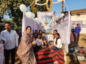 विधायक अनिता योगेन्द्र शर्मा ने आज गुरु घासीदास जयंती के अवसर पर जैतखाम में पूजा पाठ कर क्षेत्र की खुशहाली के लिए मांगा आशीर्वाद