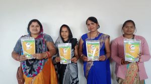 गौरेला-पेंड्रा-मरवाही :रीपा के तहत बूंदी-मिक्चर निर्माण एवं व्यवसाय से मालामाल हो रही हैं समूह की महिलाएं