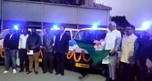 CG NEWS : स्वास्थ्य मंत्री ने 6 मुक्तांजलि वाहनों को हरी झंडी दिखाकर किया रवाना, लोगों मिलेंगी नि:शुल्क सुविधा 