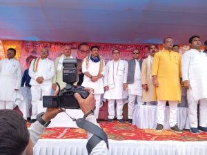 आदिवासी दलित विरोधी है भारतीय जनता पार्टी: राजेश लिलोठिया  संविधान रक्षक किसान सम्मान सम्मेलन में पामगढ़ कार्यक्रम में शामिल हुए 