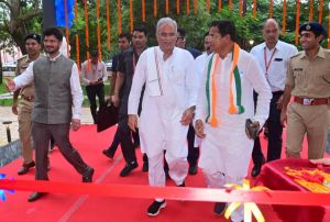 रायपुर : मुख्यमंत्री  भूपेश बघेल ने नवनिर्मित अत्याधुनिक सेंट्रल लाईब्रेरी का किया लोकार्पण