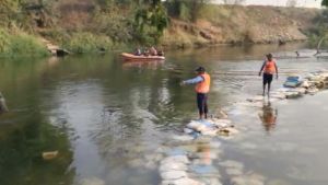 नहाते समय बड़ा हादसा, नदी में डूबने से 10वीं के दो छात्रों की मौत, घर में पसरा मातम 