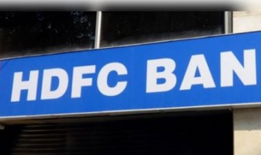 हनुमंत सेवा समिति ने घर-घर बांटा ध्वज व दीये