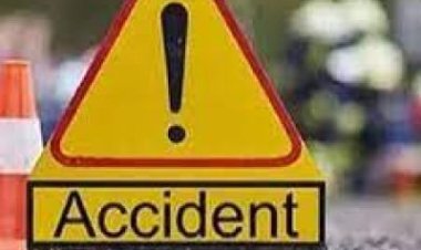 पाकिस्तान में बस दुर्घटना में 20 लोगों की मौत