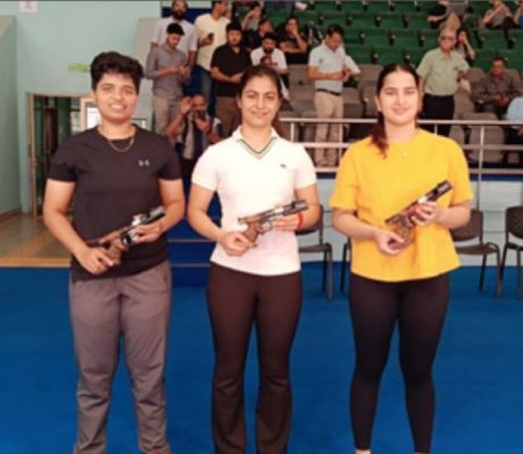 बिपाशा बसु ने बेटी देवी की जन्म के समय की तस्वीर की शेयर