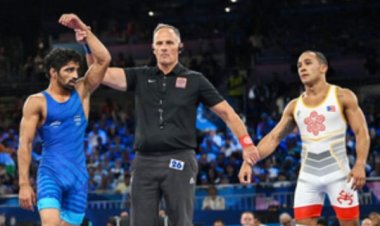 पहलवान अमन सहरावत ने कांस्य पदक अपने माता-पिता और देश को समर्पित किया