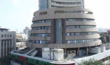 सेंसेक्स 378 अंक चढ़कर बंद, बैंकिंग शेयरों में हुई खरीदारी