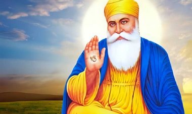 गुरु नानक देव के प्रकाश पर्व के पूर्व शहर में पहली बार निकली नगर कीर्तन शोभा यात्रा