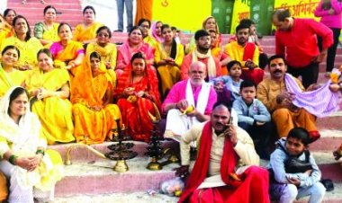 कार्तिक पूर्णिमा पर प्रांतीय अखण्ड ब्राह्मण समाज ने की महाआरती और दीपदान