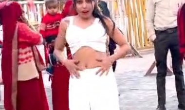 सोशल मीडिया इंफ्लुएंसर ने माफी मांगी:कहा- मुझे रामराजा सरकार मंदिर के बाहर डांस करने का पछतावा, वीडियो भी डिलीट किया