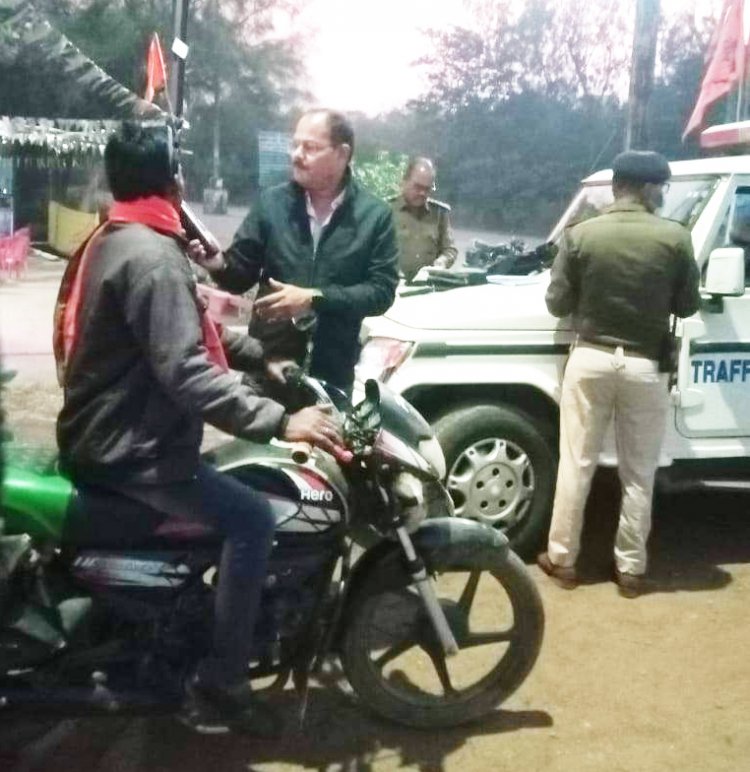 52 वाहन चालकों से 16 हजार जुर्माना वसूली