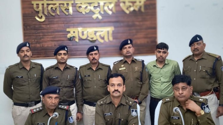 मंडला पुलिस ने किया 16 राज्यों में साइबर ठगी करने वाले अंतरराज्यीय गिरोह का पर्दाफाश