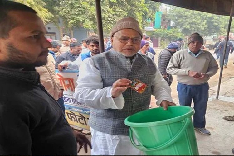 स्वच्छता अभियान के तहत ऊर्जा मंत्री पहुंचे द्वार-द्वार, कांचमिल क्षेत्र में चलाया स्वच्छता अभियान