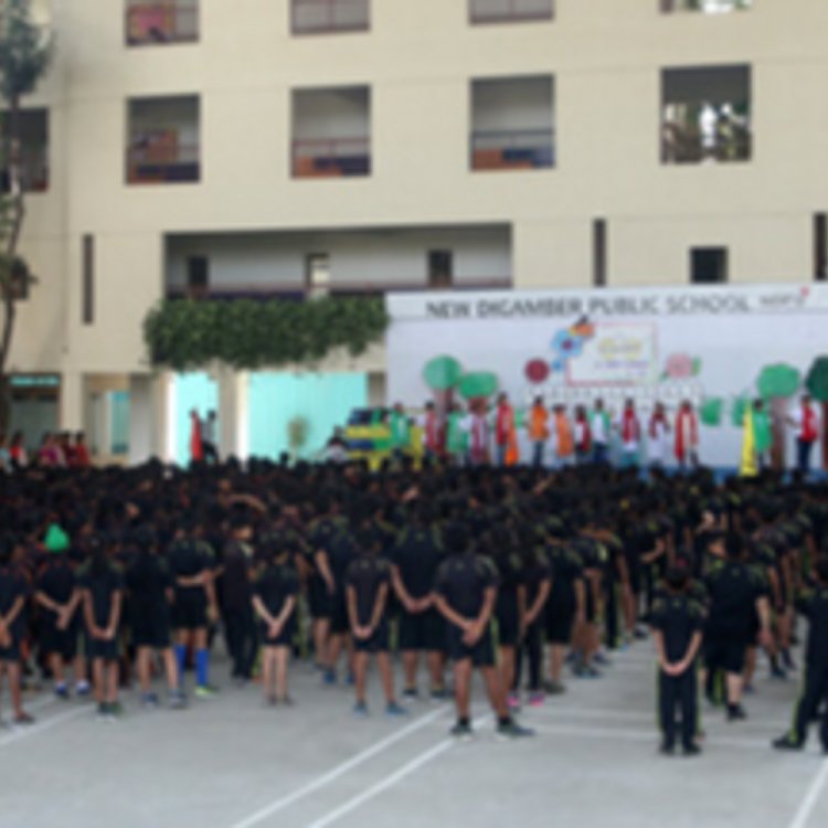 इंदौर के दो स्कूलों को बम से उड़ाने की धमकी:एनडीपीएस और आईपीएस प्रबंधन को आया धमकी भरा ई-मेल, दोनों स्कूलों की बिल्डिंग खाली कराई