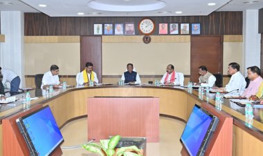 मुख्यमंत्री  विष्णु देव साय की अध्यक्षता में मंत्रालय, महानदी भवन में कैबिनेट की बैठक शुरू