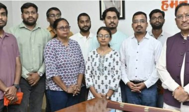 बर्खास्त बीएड शिक्षकों की हड़ताल खत्म, सीएम से चर्चा के बाद किया फैसला