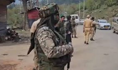 जम्मू-कश्मीर के पहलगाम में आतंकी हमला 2 लोगों की मौत हो गई है, जबकि 10 लोग घायल हो गए हैं