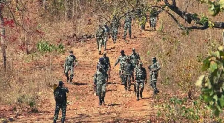 BREAKING : जवानों को मिली बड़ी सफलता.. मुठभेड़ में दो खूंखार नक्सली ढेर, AK-47 समेत अन्य हथियार बरामद