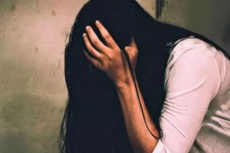 CRIME NEWS : प्रधानमंत्री आवास योजना दिलाने के नाम पर कांग्रेस नेता ने महिला से किया दुष्कर्म, गर्भवती होने पर जबरन कराया गर्भपात, केस दर्ज