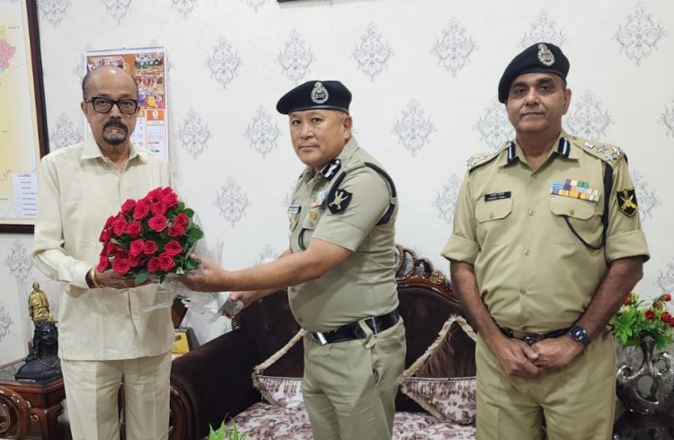 राज्यपाल श्री डेका से सीमा सुरक्षा बल के अतिरिक्त महानिदेशक ने की भेंट