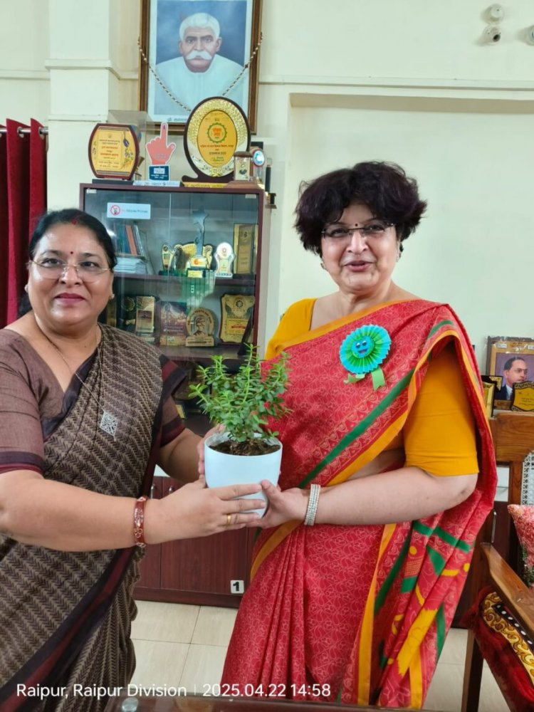 हरित बनो और हरित बचाओ : सुनीता चंसोरिया