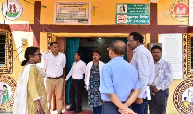 कलेक्टर ने उप स्वास्थ्य केंद्र खालेमुरवेंड का किया निरीक्षण