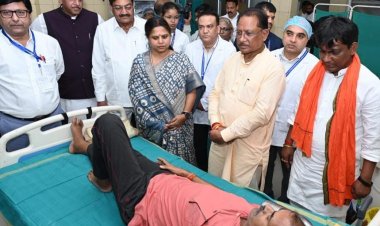 मुख्यमंत्री विष्णुदेव साय ने जिला अस्पताल का किया औचक निरीक्षण: मरीजों से की आत्मीय बातचीत