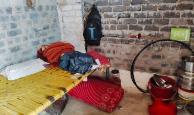 CG : मकान में बिना कपड़ों के मिली युवक की लाश, इलाके में फैली सनसनी