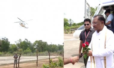 छत्तीसगढ़ के इस जिले में उतरा सीएम साय का हेलीकॉप्टर, खुशी से खिल उठे ग्रामीणों के चेहरे, समाधान शिविर का करेंगे निरीक्षण…