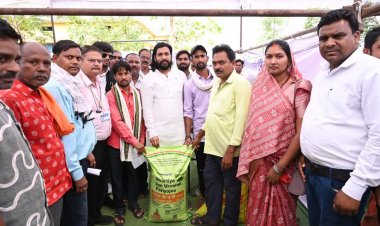 सुशासन तिहार 2025 "संवाद से समाधान" शिविर में कैबिनेट मंत्री दर्जा गुरु खुशवंत साहेब की गरिमामयी उपस्थिति