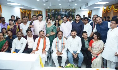 धरसींवा में नवनिर्मित एस.एम.सी. मल्टी स्पेशलिटी हॉस्पिटल का हुआ भव्य लोकार्पण मुख्यमंत्री,स्वास्थ मंत्री के साथ शामिल हुए विधायक अनुज