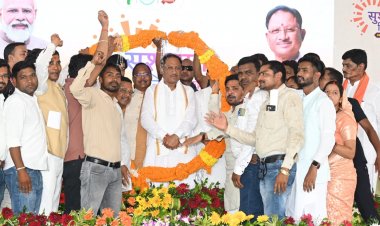 गरीब परिवारों को पक्का मकान देकर प्रधानमंत्री नरेंद्र मोदी के संकल्प को साकार कर रही है छत्तीसगढ़ सरकार: मुख्यमंत्री विष्णु देव साय