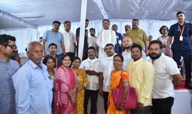 मुख्यमंत्री ने कोंडागांव में सामाजिक संगठनों के प्रतिनिधिमंडल से मुलाकात की