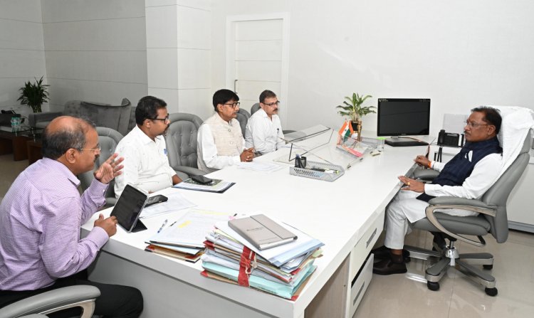 मुख्यमंत्री  विष्णुदेव साय ने कर्रेगुट्टा पहाड़ी पर जारी एंटी नक्सल ऑपेरशन का अपडेट लिया