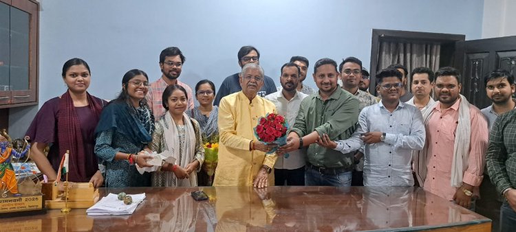 पूर्व विधानसभा अध्यक्ष धरम लाल कौशिक से बीएड प्रशिक्षित सहायक शिक्षकों ने की मुलाक़ात