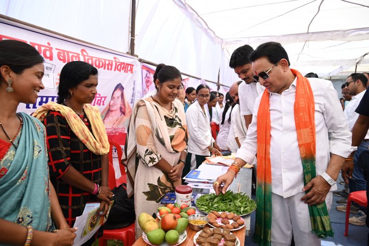 सुशासन तिहार समाधान शिविर में विधायक डॉ. संपत अग्रवाल ने की जन-समस्याओं की समीक्षा*